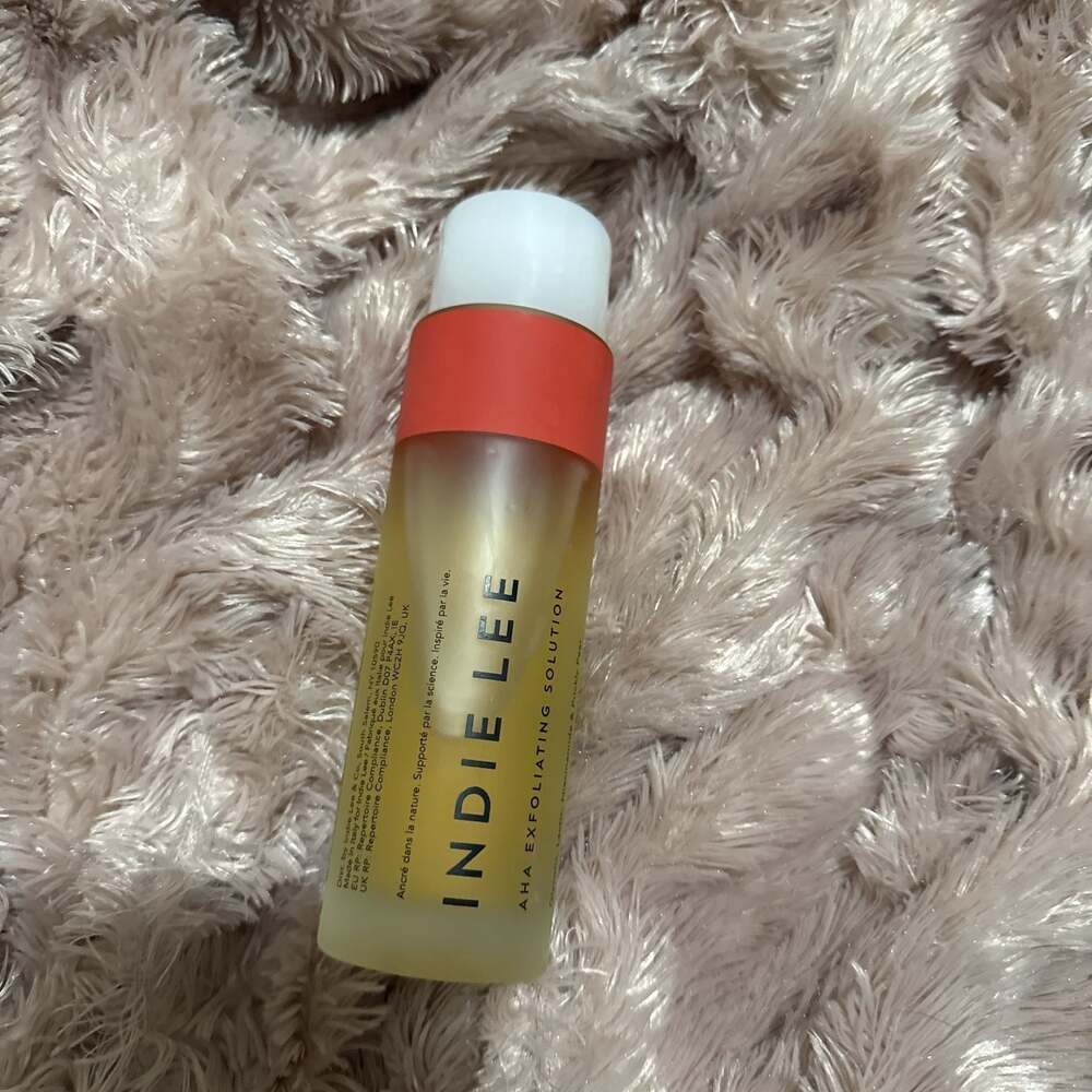 INDIE LEE - AHA Exfoliating Solution - Nee